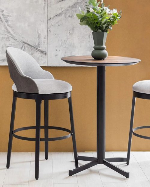 BANQUETA YVES GIRATORIA RESPALDO ALTO TAPIZADO