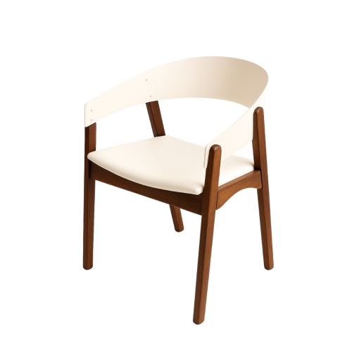 Silla Isis Sierra Muebles Chile en madera Grandis con asiento de espuma D26 y respaldo en polivinil disponible en varios colores