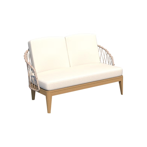 Sofá Angie II Sierra Muebles Chile – sofá de diseño con base Golden Teka y respaldo en cuerda.